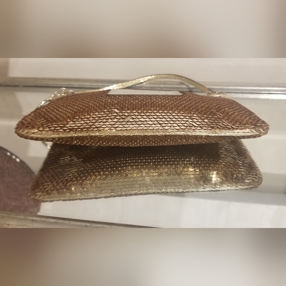 COACH Poppy Gold Sequined Large Clutch Wristlet - Picture 7 of 9
